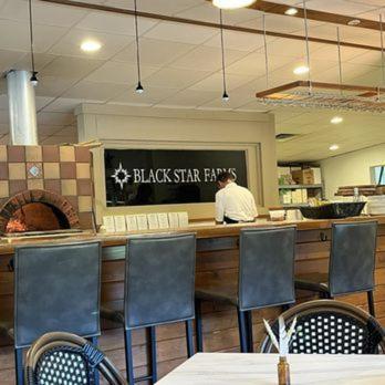 Inn At Black Star Farms Suttons Bay Exteriér fotografie